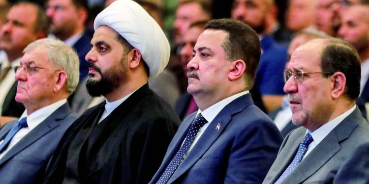 مساعٍ أمريكي بالتنسيق مع أطراق داخل بغداد لإبعاد الفصائل العراقية المقربة من إيران عن الحكومة الجديدة