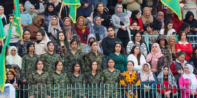كشف تفاصيل برنامج حملة دعم وحدات حماية المرأة