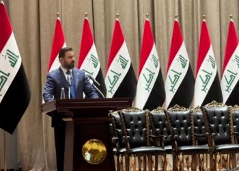 البرلمان العراقي يمنح الثقة لـ14 وزيراً في حكومة علي الزيدي