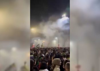احتفال تاريخي في ساحة النوروز بمناسبة تأهل آمد سبور إلى الدوري الممتاز