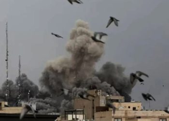 أثناء تفكيك ذخائر..مقتل 14 جندياً إيرانياً في زنجان