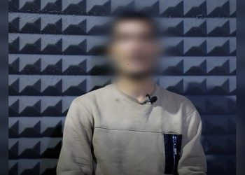 المباحث الجنائية بالحسكة تلقي القبض على عصابة انتحلت صفة أمنية ونفذت عمليات سرقة