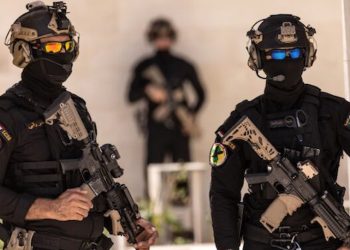 العراق يعتقل متزعماً في “داعش” خلال عملية استخبارية شمال بغداد