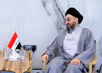 الحكيم يؤكد على ضرورة تشريع قانون المحافظات واللامركزية الإدارية