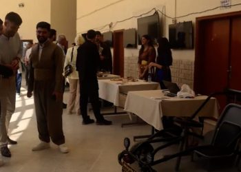 جامعة روجآفا تفتتح معرضها العلمي الأول بـ 10 مشاريع ابتكارية