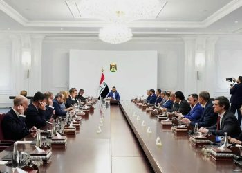 الحكومة العراقية تمهل الفصائل حتى 30 أيلول لتسليم سلاحها