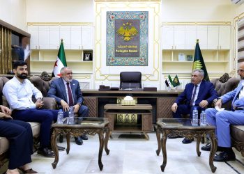 محافظ الحسكة يبحث تسريع إجراءات إعادة الجنسية للكرد المشمولين بالمرسوم 13