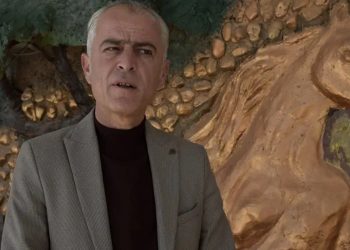 الحقوقي علي إسكان ينتقد آلية تعيينات مجلس الشعب في سوريا