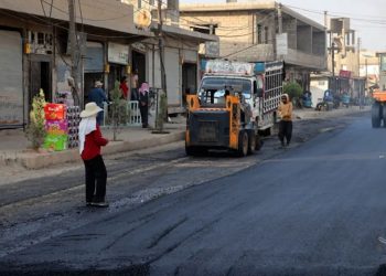 انطلاق مشروع تعبيد الشوارع الرئيسة والفرعية في كركي لكي