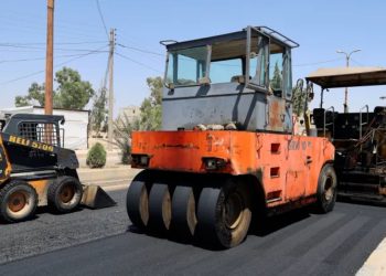 بلدية جل آغا تباشر أول مشاريعها الخدمية لعام 2026 بتعبيد الطرق