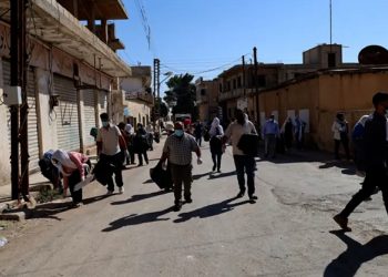 مجالس مدينة تل تمر يواصلون حملات النظافة الدورية لتحسين الواقع الخدمي