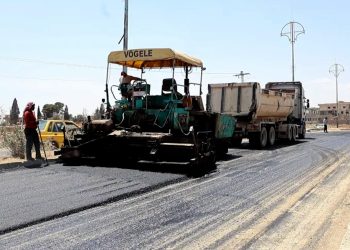 الحسكة..بلدية الشعب تواصل تعبيد الشوارع وتنجز 9 منها