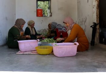 لتمكين المرأة في كوباني..مؤتمر ستار يفتتح مشروع “بيت المونة”