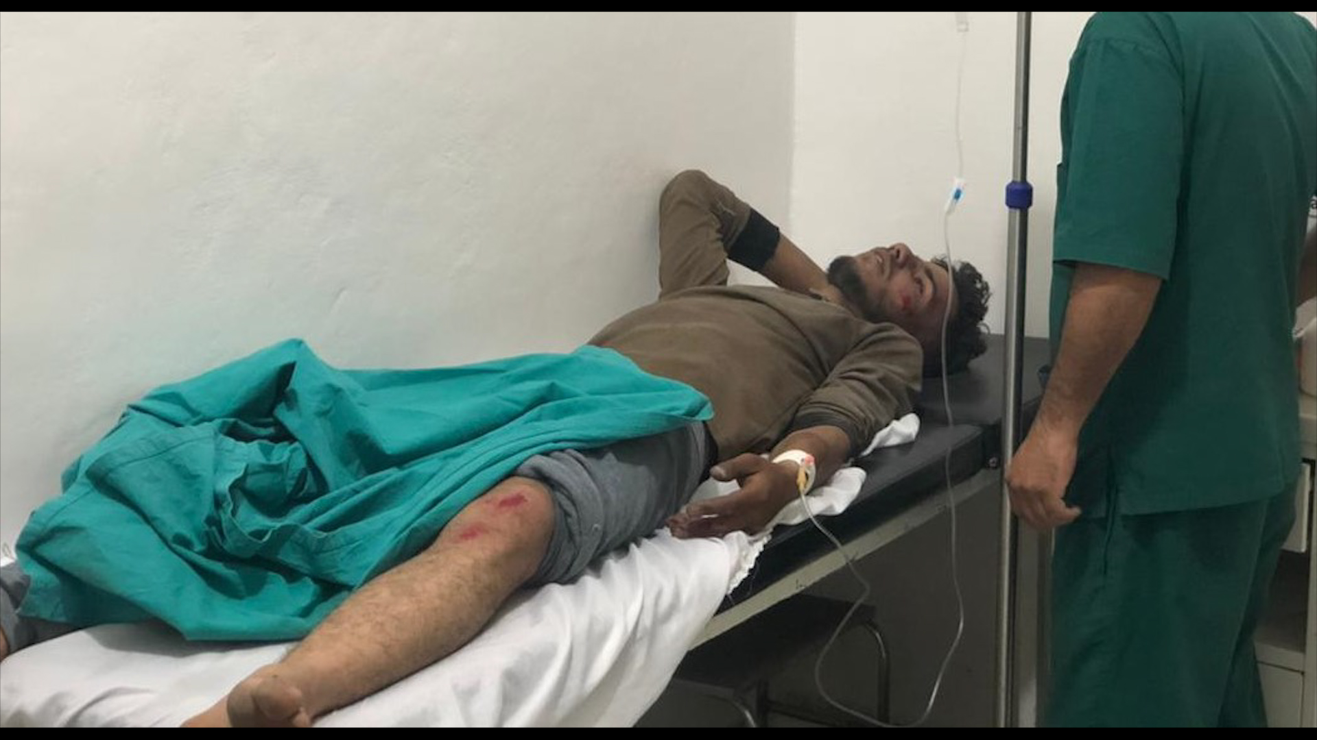 Di encama êrişa li ser gundê Xêbiş ê Til Temirê de şervanekî Meclisa Parastina Xabûrê birîndar bû