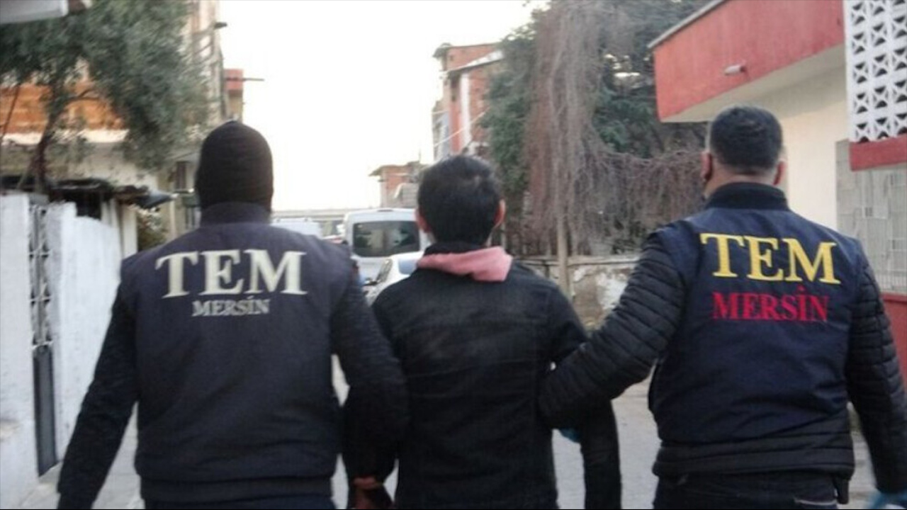 Li Mêrsînê 8 kes hatin girtin û 20 kesên din hatin binçavkirin