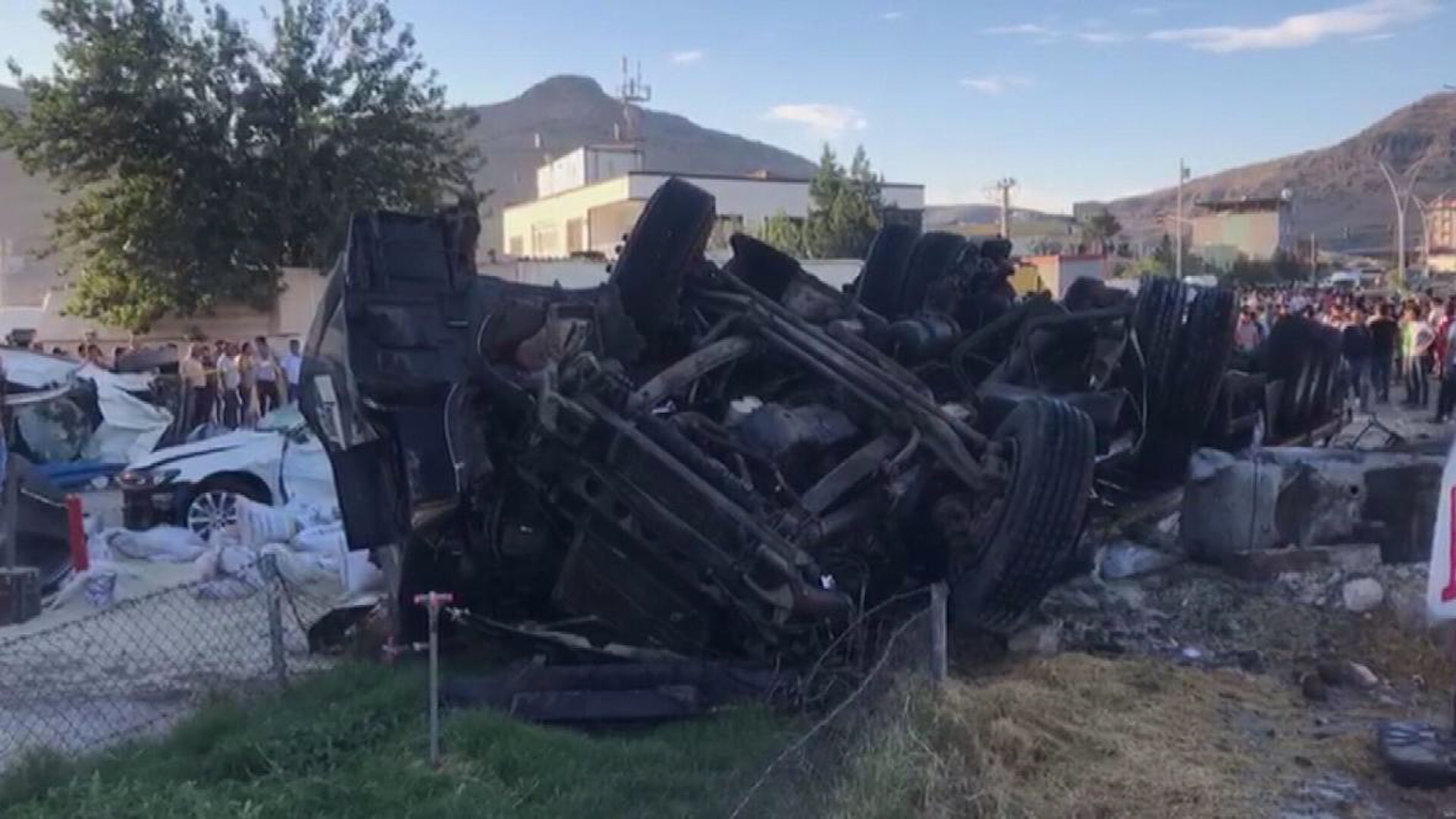 Tirkiyê…Di qezaya trafîkê de 36 welatî jiyana xwe ji dest dan