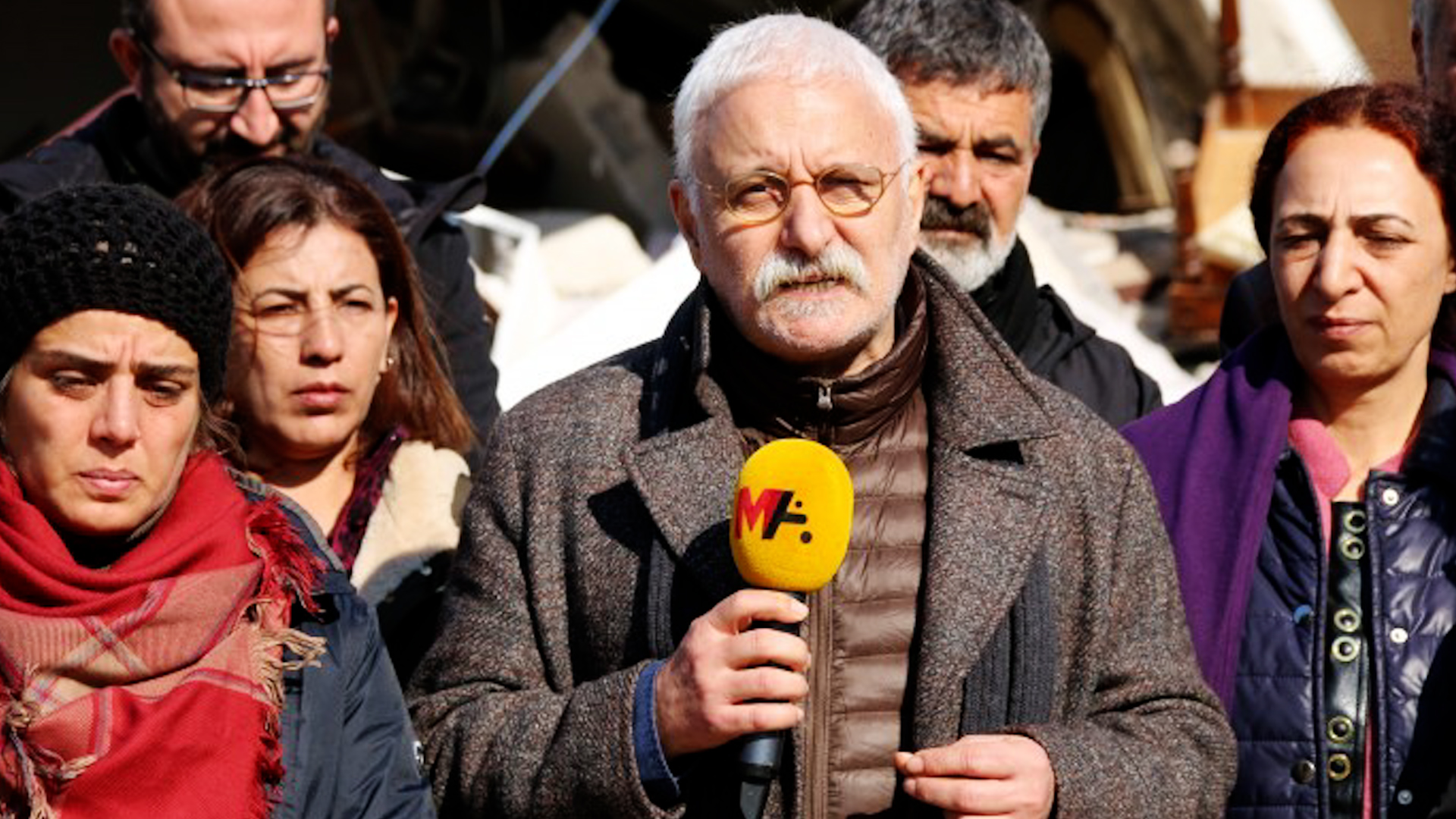 Şandeyên HDP’ê li herêmên erdhejê xebat û serdanên xwe didomînin