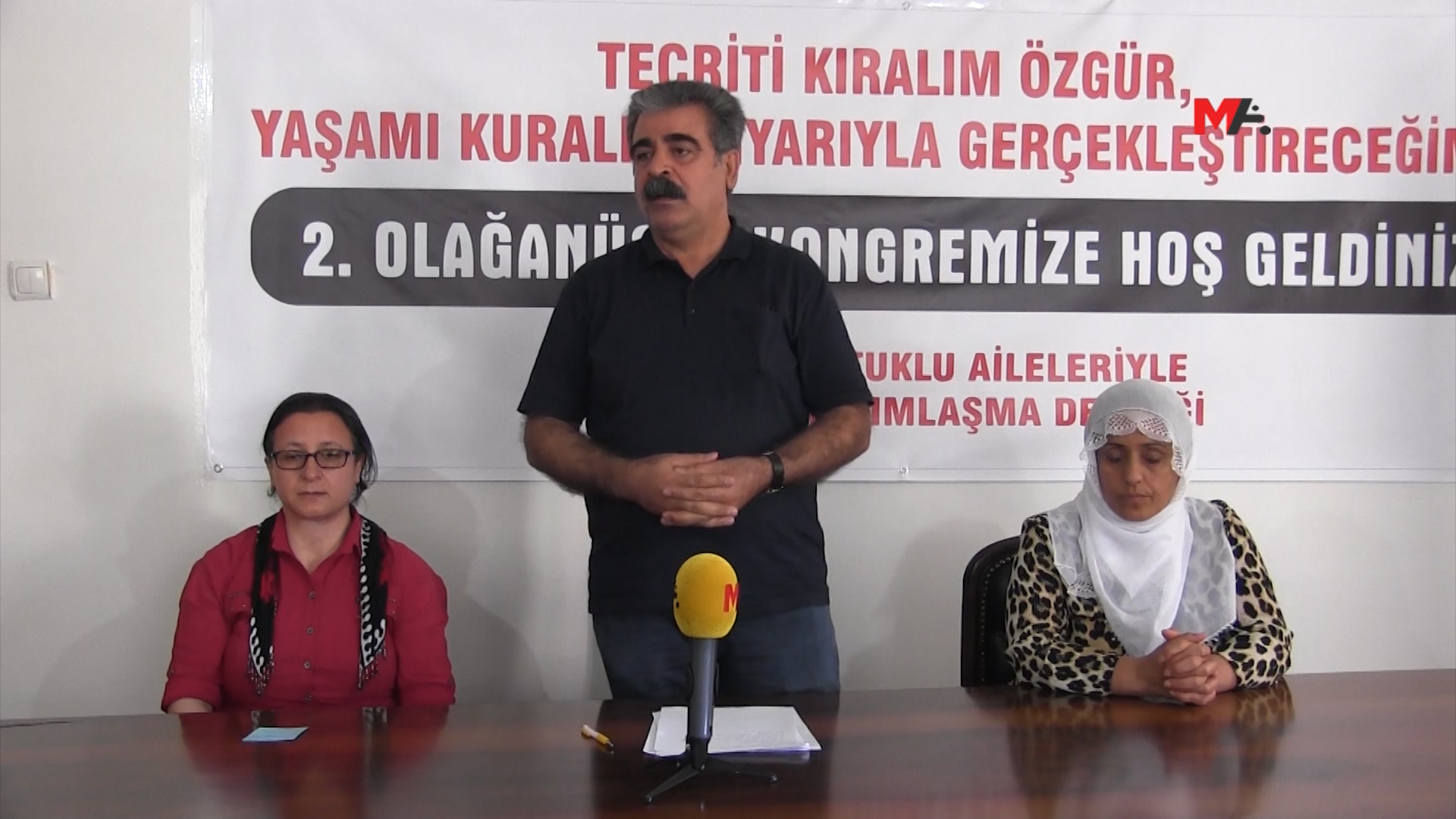 Kongreya TÛAY-DER’ê hat lidarxistin: Divê em li dijî tecrîdê rabin ser piyan