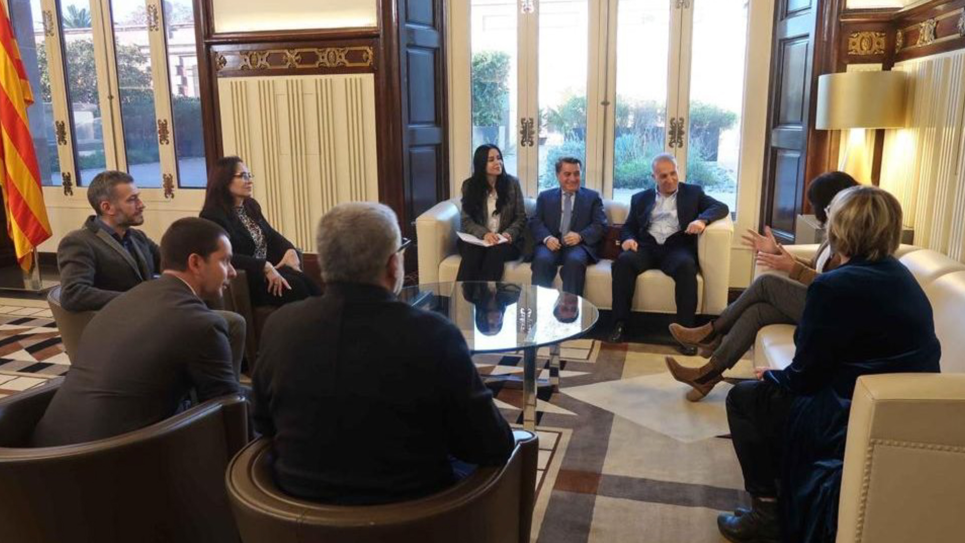 Şandeyeke Rêveberiya Xweser serdana Katalonya kir