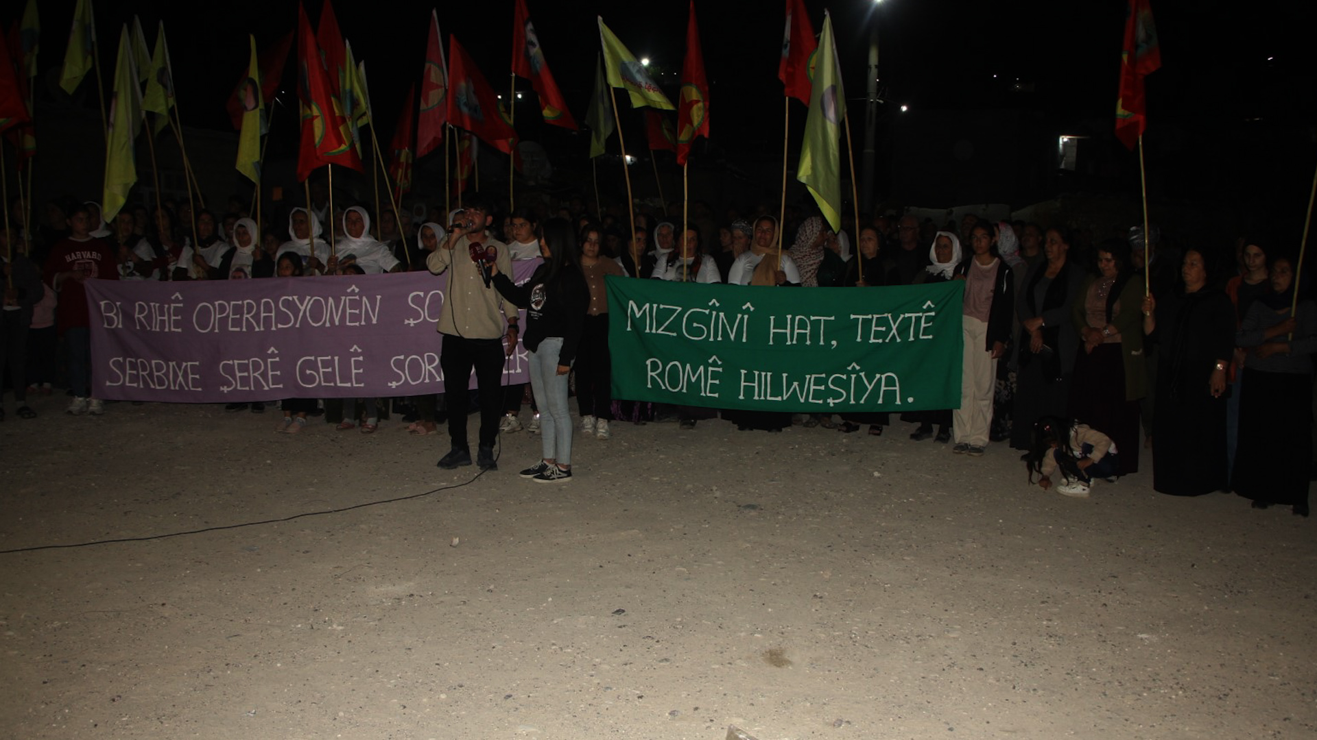Mexmûr-Ji bo piştgiriya çalakiyên gerîlayên azadiyê meşek hat lidarxistin