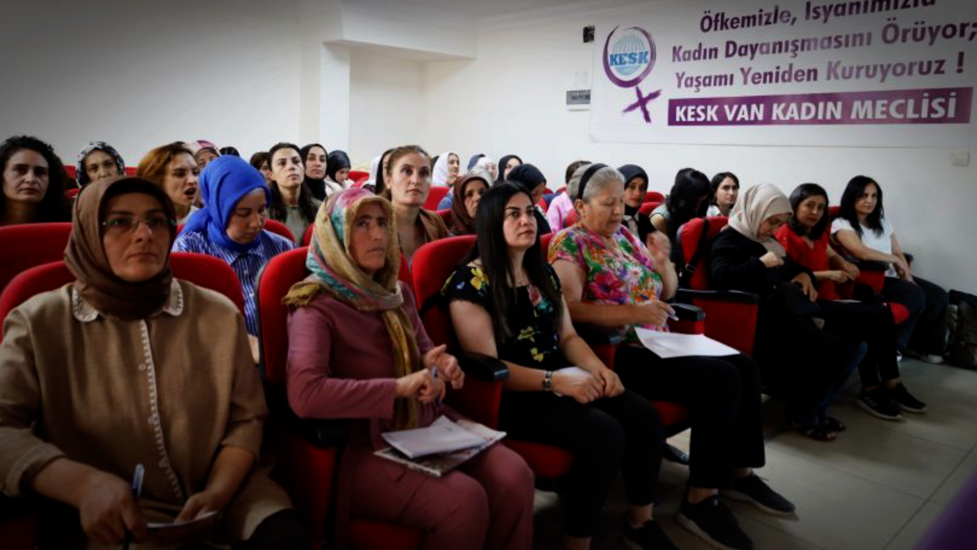 Meclisa Jinan a DEM Partiyê ya wanê konferansek li dar xist