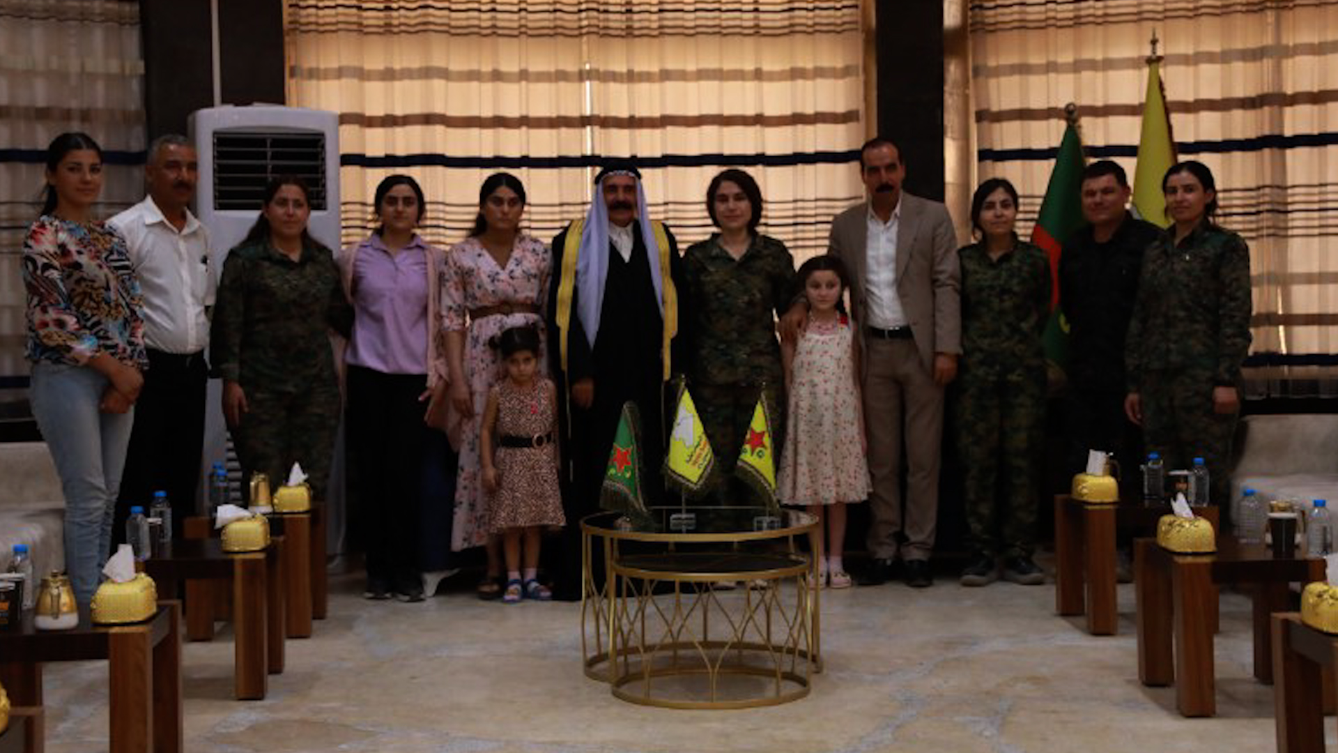 YPJ şandeya Şengalê pêşwazî kir