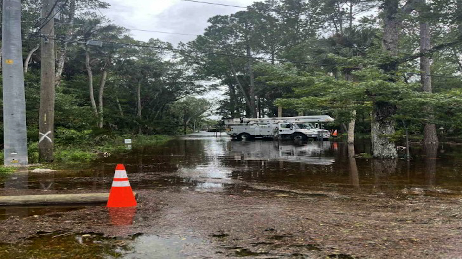 Bahoza Debby gihişt Florîda ya Amerîkayê