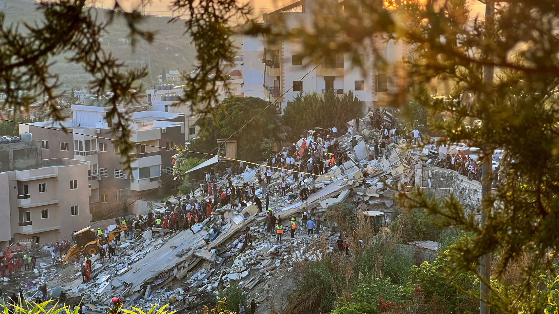 Artêşa Îsraîlê li ser gelek heremên Lubnanê êrîşên hewayî pêk anî