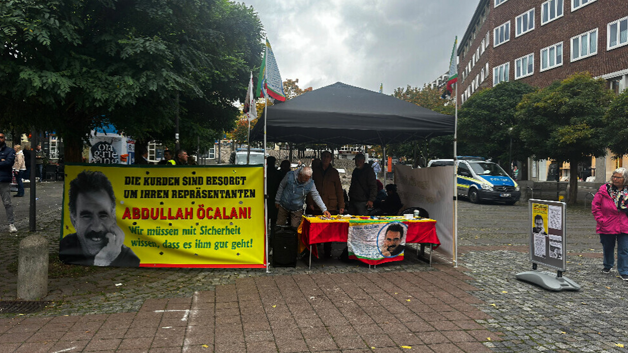 Li seranserî Cîhanî bi çalakên cûda komploya navneteweyî hat şermezarkirin