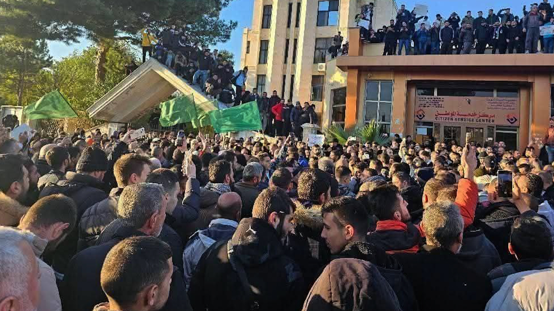 Li gelek herêmên Sûriyeyê xwepêşandan: Kuştî û birîndar hene