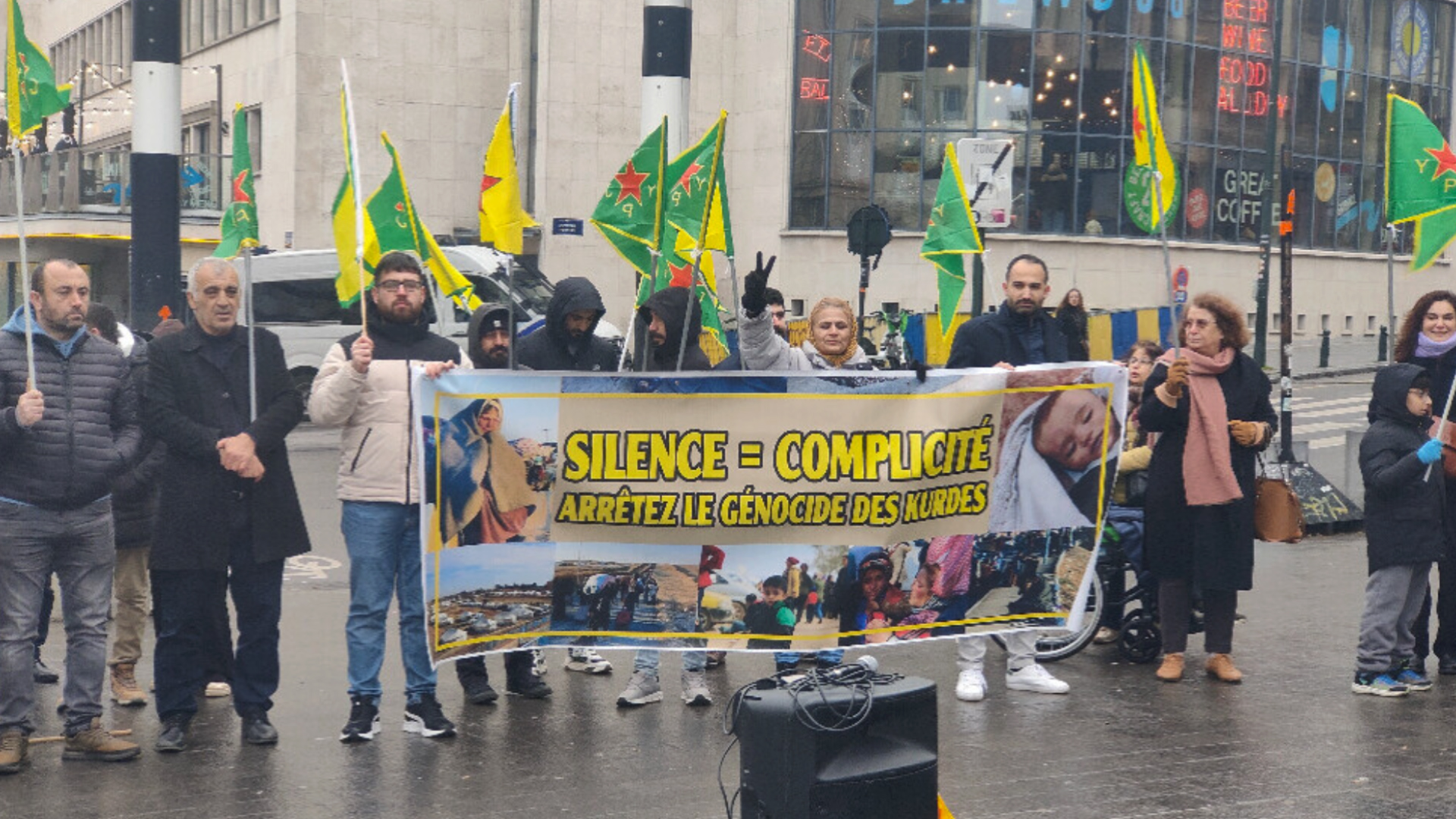 Li Brukselê êrişên li dijî herêmê hatin şermezarkirin