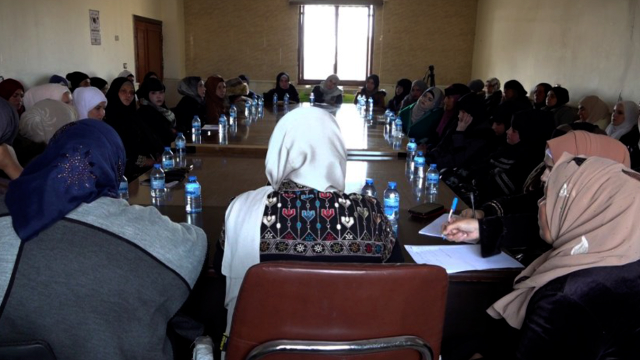 Têkildarî beşdariya jinan di Sûriya nû de li Dêra Zorê civîn