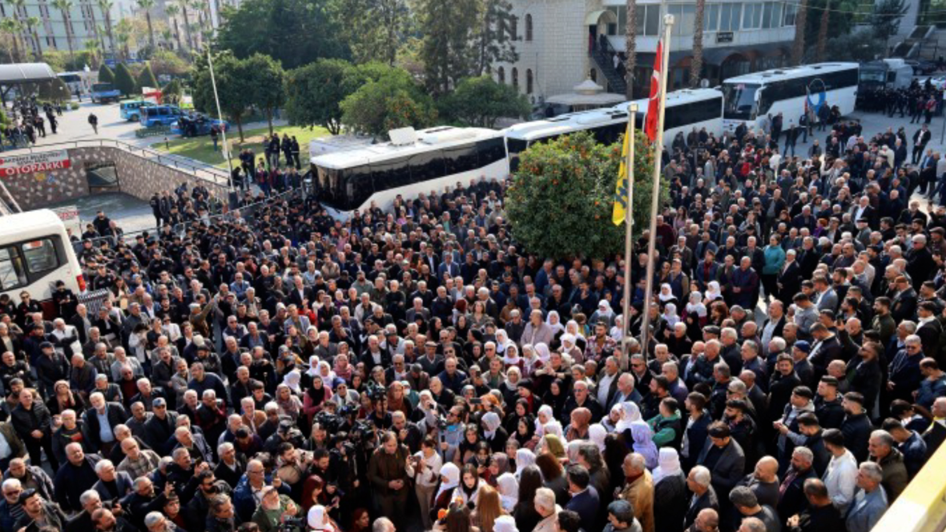 Li navçeya Akdenîz a Mêrsînê hewildana derbeya qeyûm
