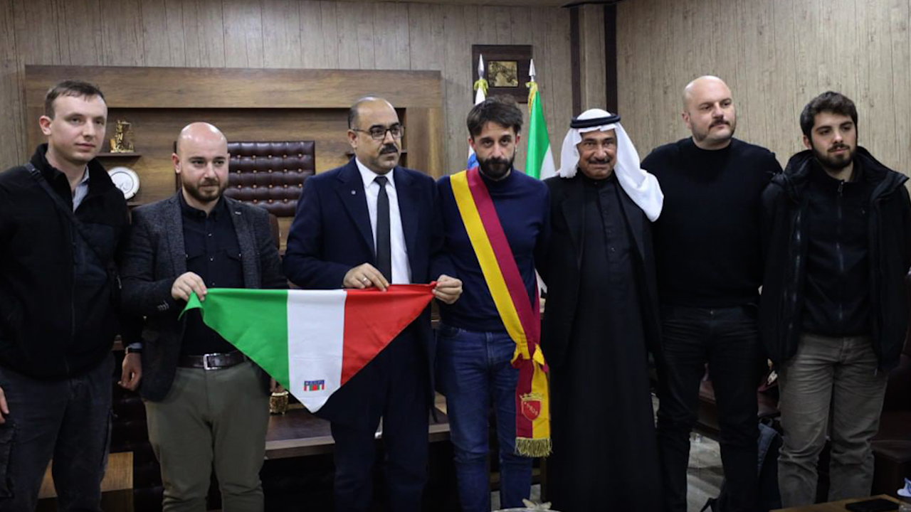 Şandeyeke Ewropî bi Rêveberiya Xweser re civiya