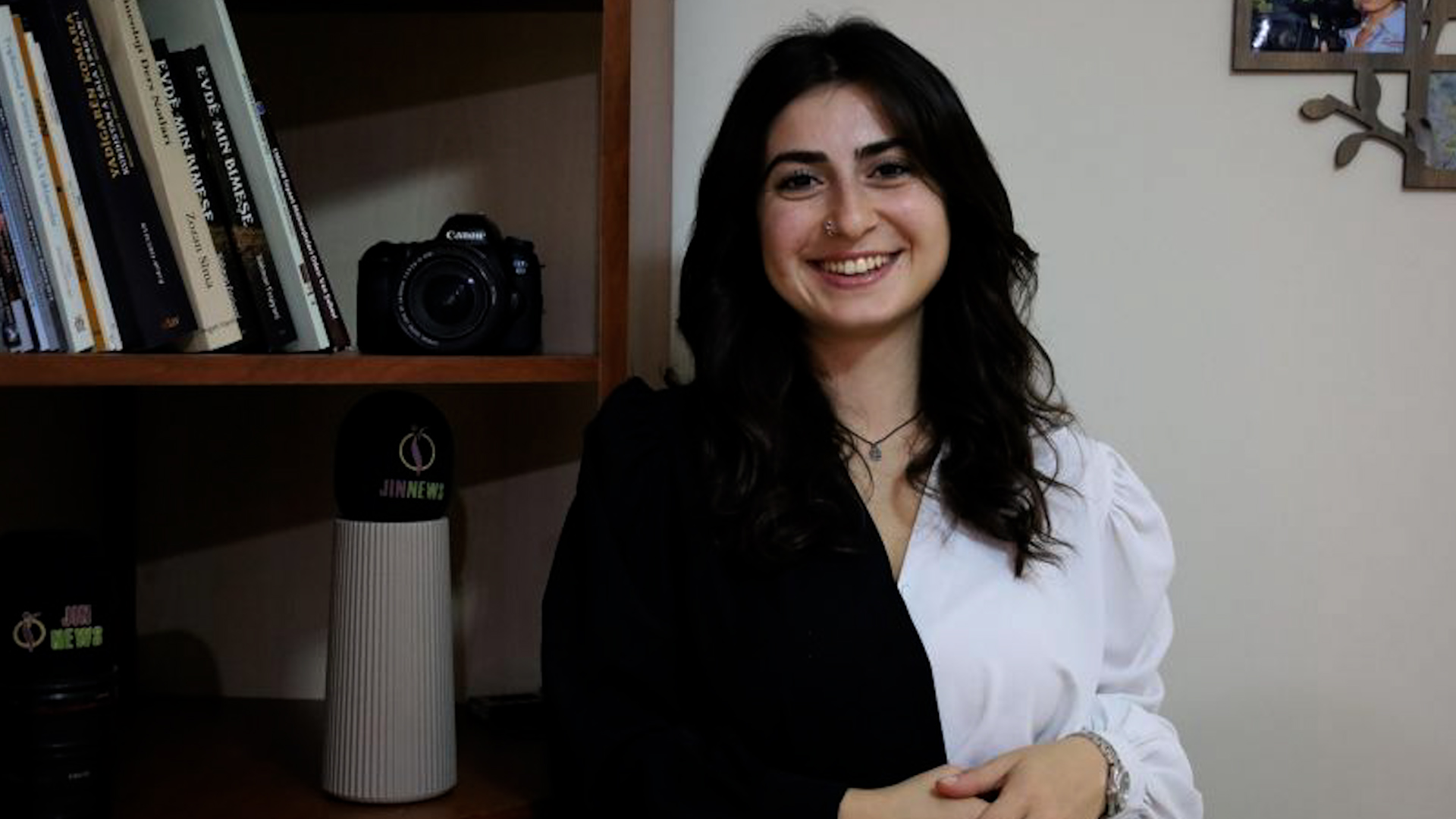 Oznur Deger: Ez ê rastiyan biqîrim û qîrîna hemû nirxan bidomînim