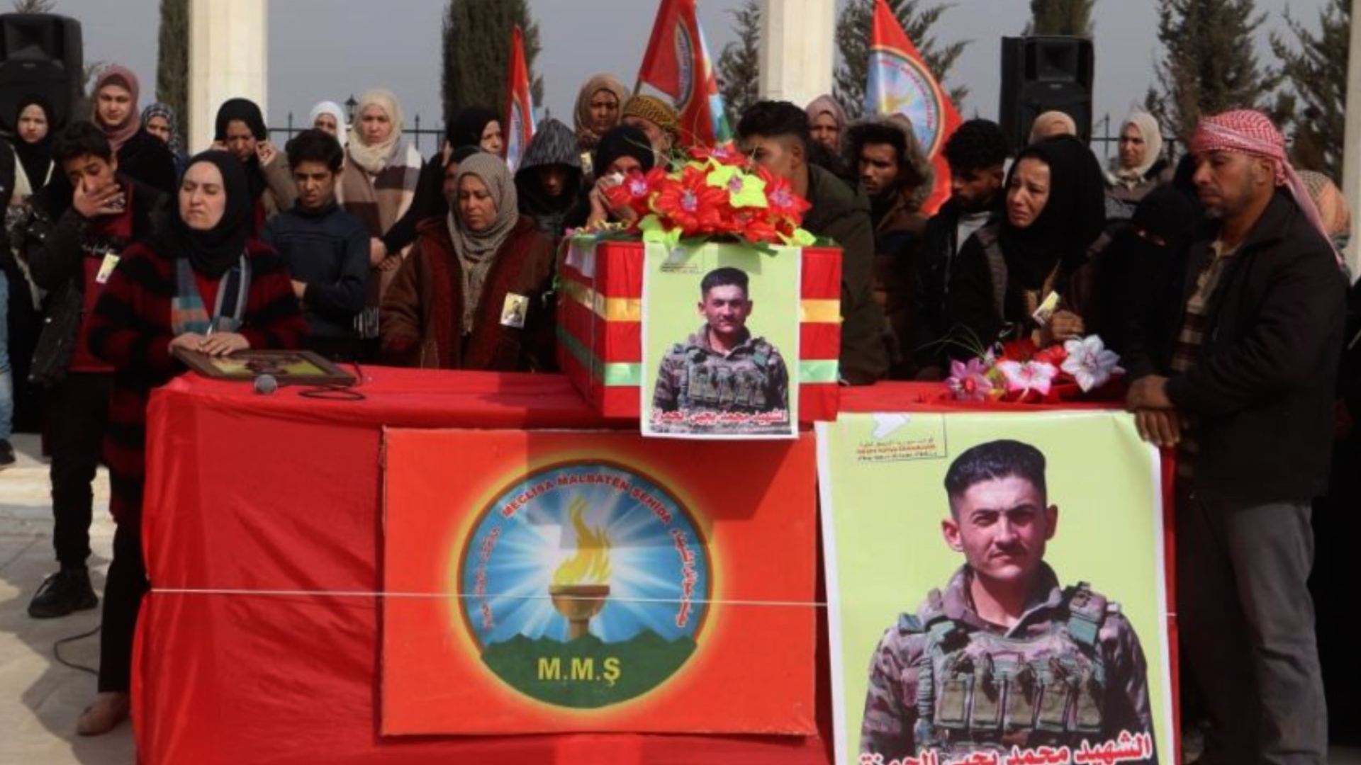Xelkên Reqayê şehîd Sîpan spart axê