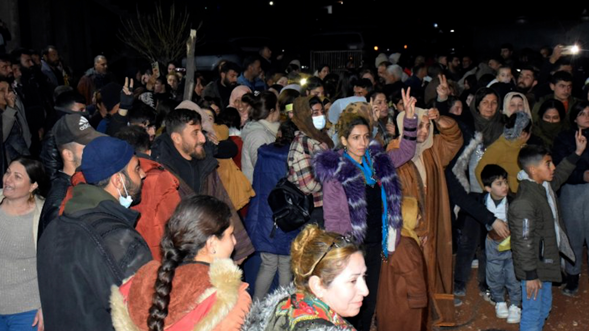 Gelê Cizîrê berxwedêrên Bendava Tişrînê pêşwazî kirin