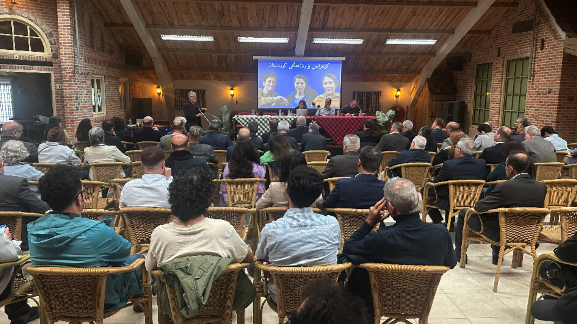 Konferansa Şêwrê ya Rojhilatî Kurdistanê li Holandayê 26-27 Nîsanê pêk hat