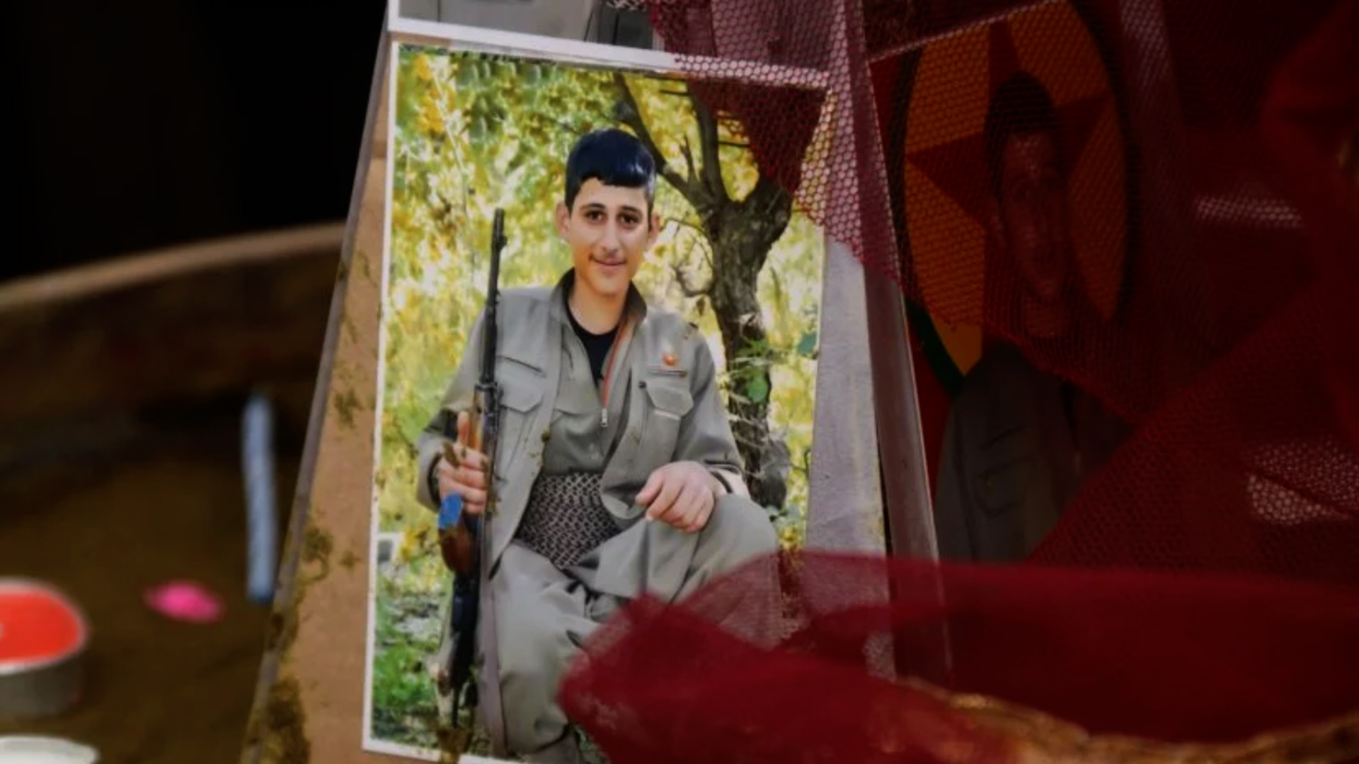 Ji bo gerîlayê HPG’ê Amed Botan merasîmek hat lidarxistin
