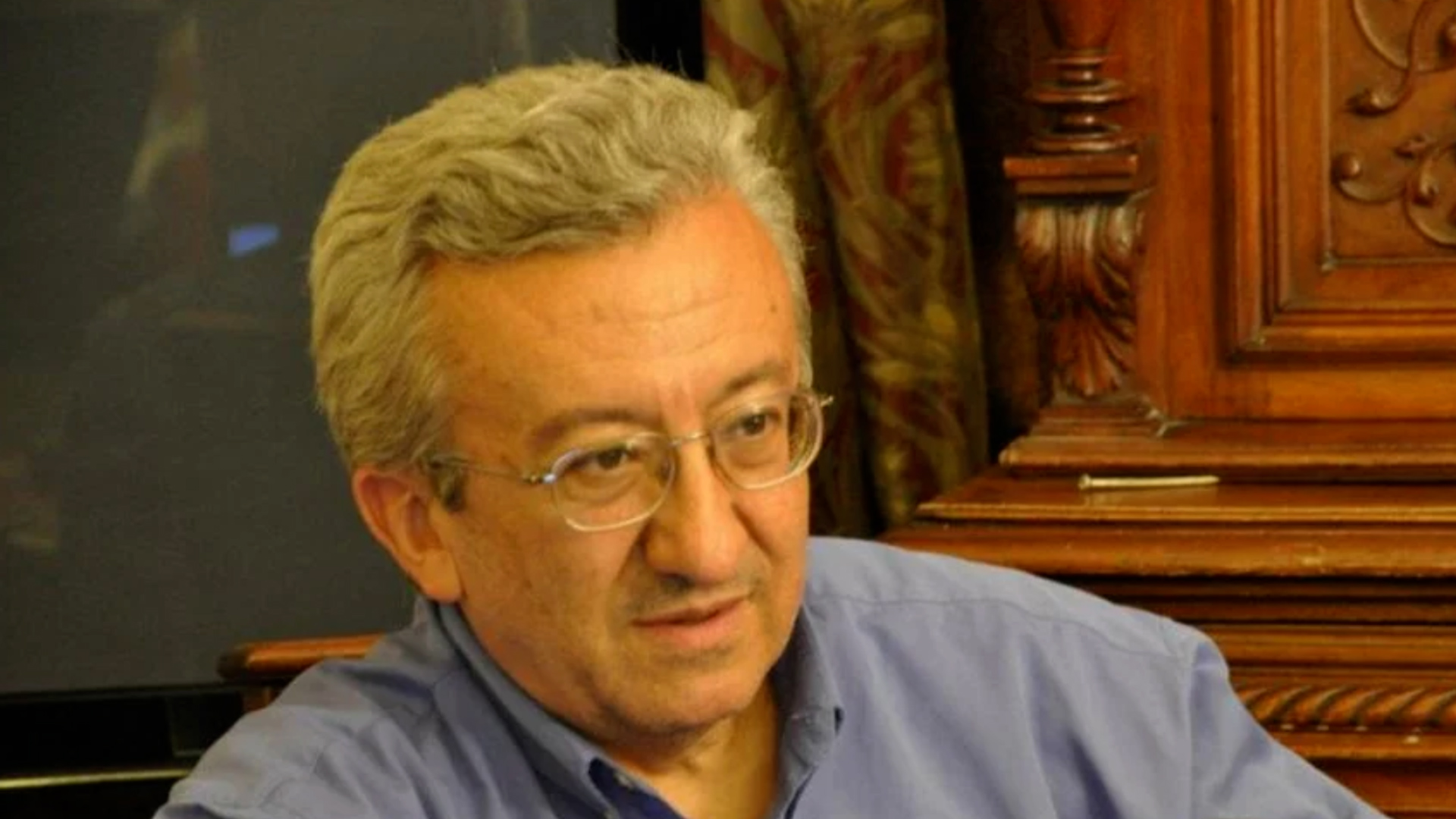Şîroverê siyasî Serkîs Ebû Zêd têkiliya di navbera Enqera û Til Avîv nirxand