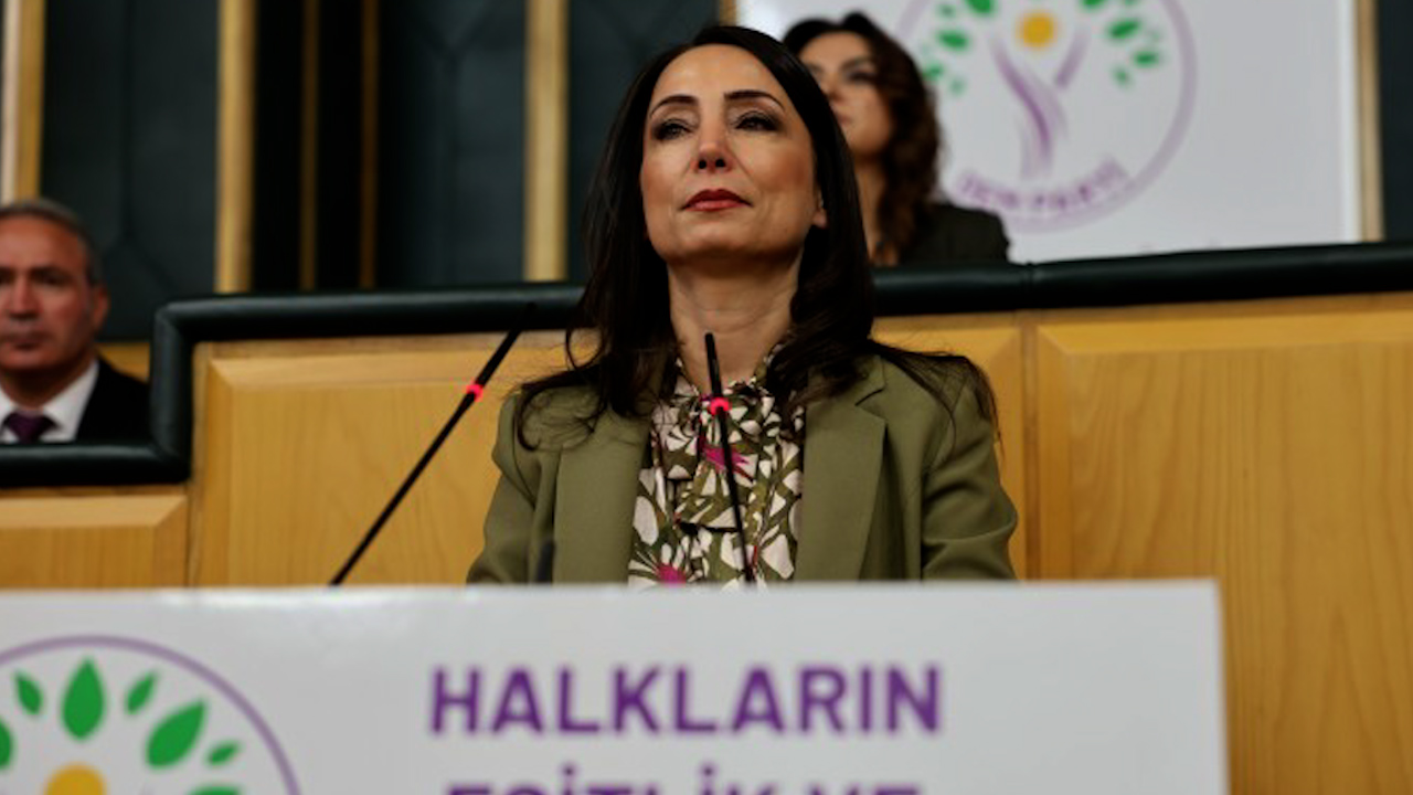 Tulay Hatimgullari: Desthilat li hember banga birêz Ocalan bi rola xwe ranebû