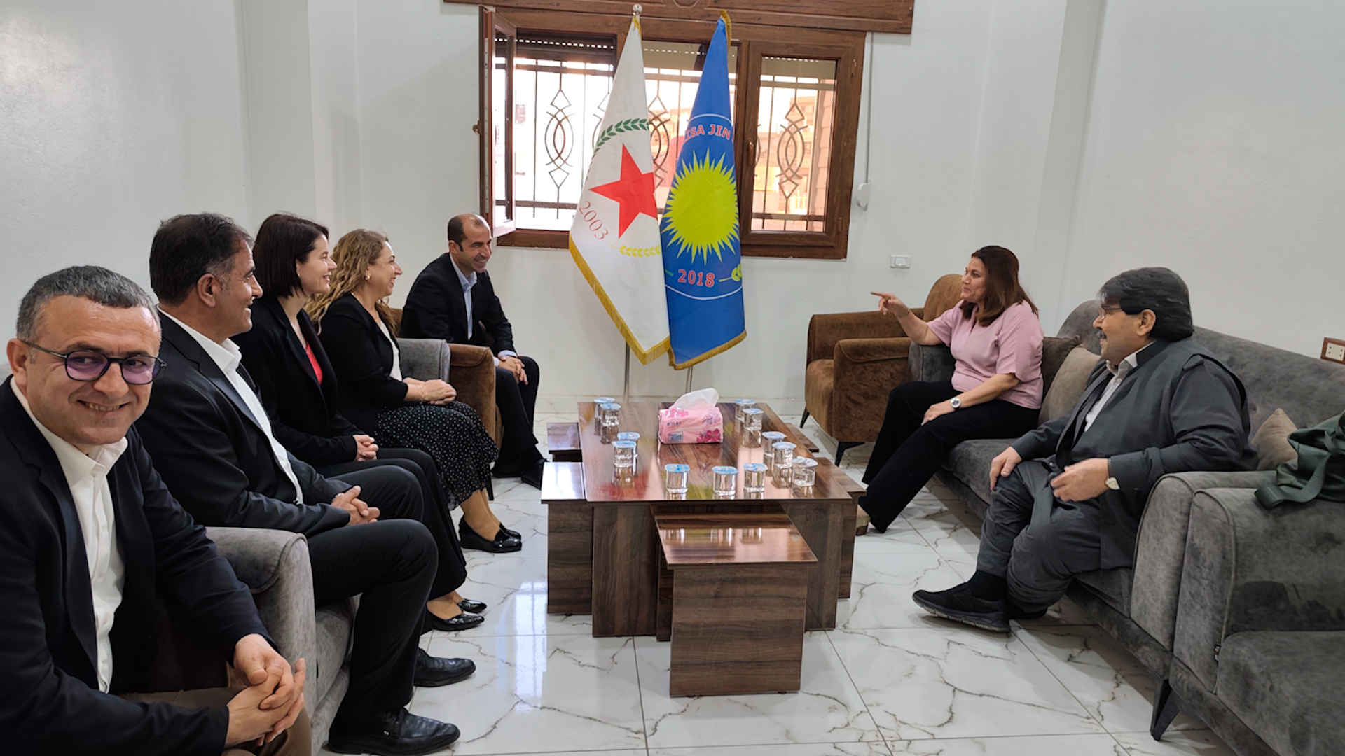 DEM Partî serdana PYD’ê kir