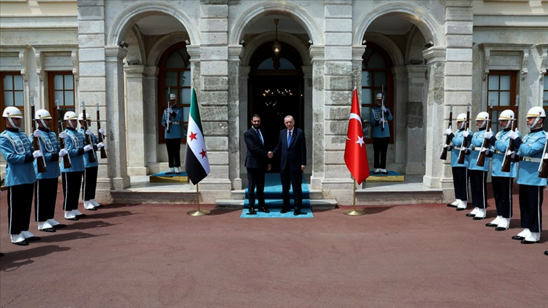 Li Tirkiyê Ehmed El-Şeri û Erdogan bi hev re civiyan