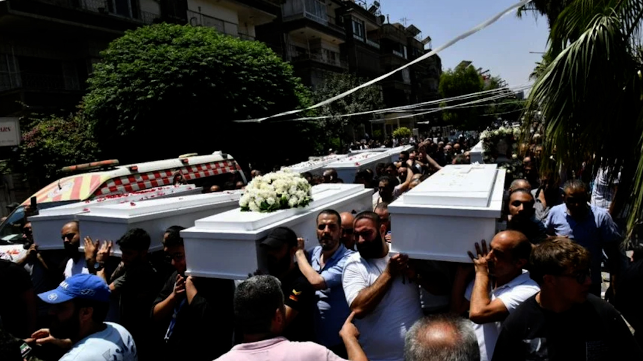 Qurbaniyên êrişa Dêra Mar Elyas li Şamê û Siwêdayê hatin oxirkirin