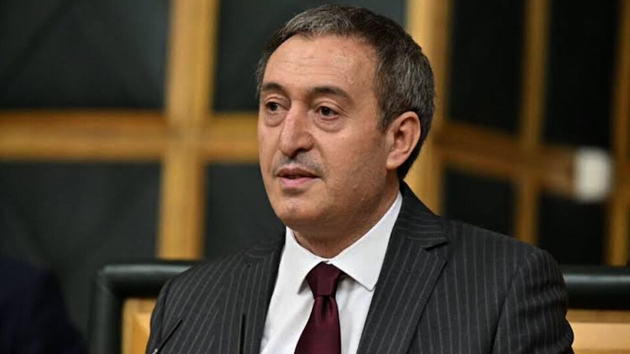 Bakirhan: Erka mezin dikeve ser meclisê, divê komîsyon bi lez ava bibe