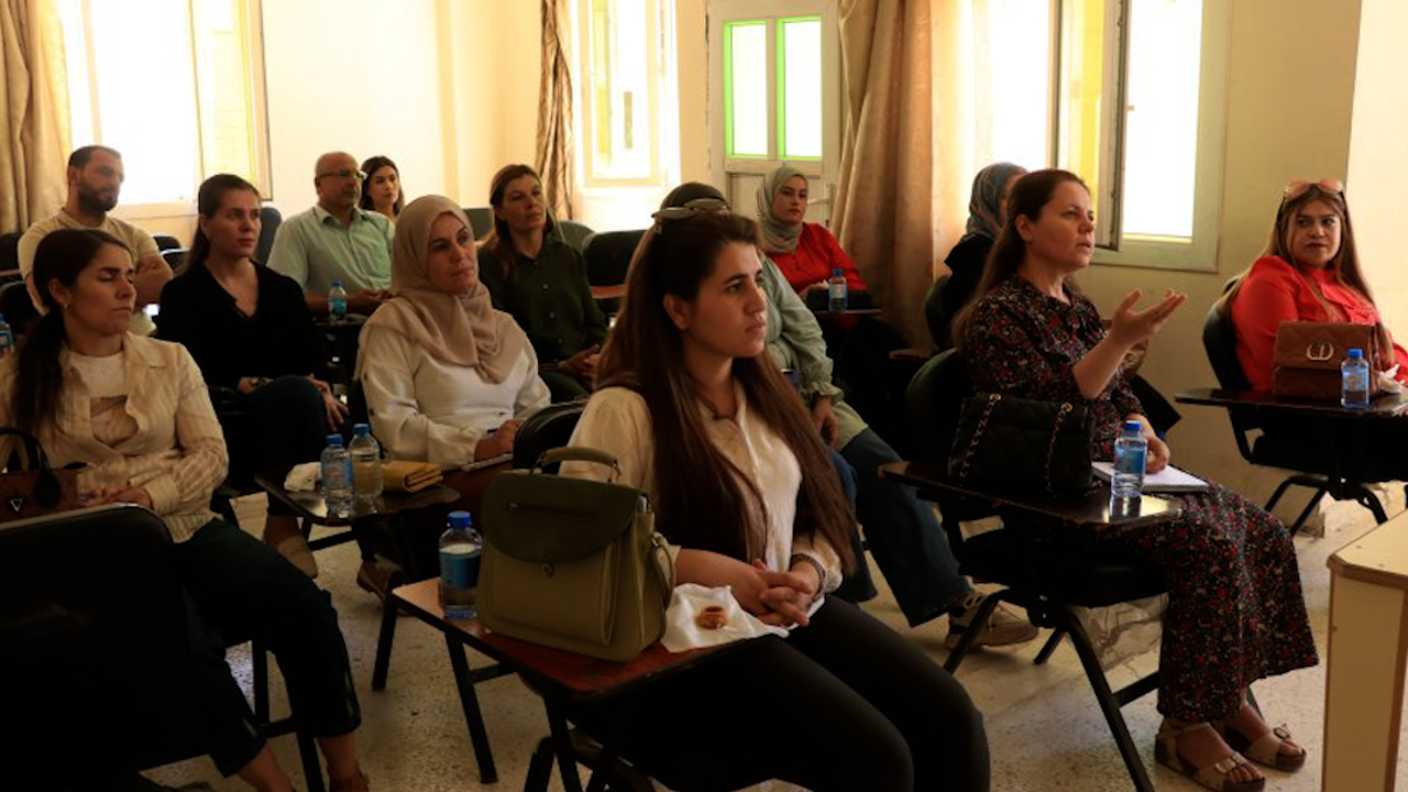 200 endamên saziyan xwendina xwe li Zanîngeha Kobaniyê temam dikin