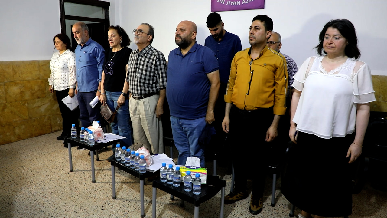 Însiyatîfa azadiya Rêber Apo li Helebê têgîna netew-dewletê da nîqaşkirin