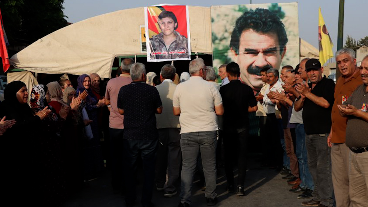 Li Qamişlo ji bo şehîd Azadî Dijwar merasîma xiyabî hat lidarxistin
