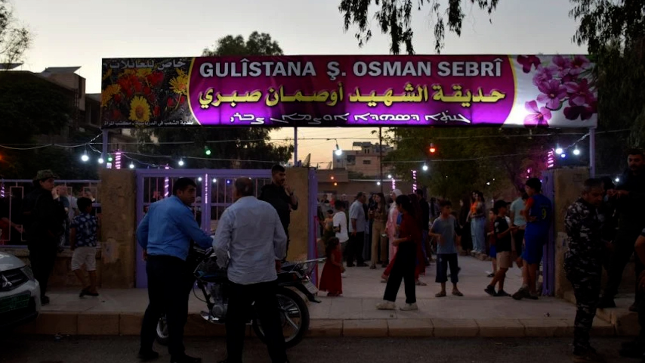 Li bajarê Dirbêsiyê baxçeya ‘’Şehîd Osman Sebirî’’ hate vekirin