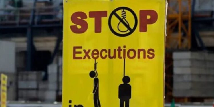 NY: Li Îranê ji destpêka salê û vir ve herî kêm 841 kes hatin darvekirin